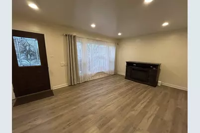 3732 S 53rd Avenue, Cicero, IL 60804 - Photo 2