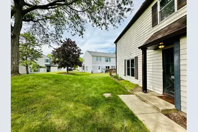 2450 Devonshire Court, Aurora, IL 60502 - Photo 4