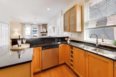 2026 W Pierce Avenue #4, Chicago, IL 60622 - Photo 12