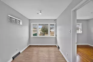 9520 S Yale Ave, Chicago, IL 60628 - Photo 12