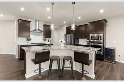 2220 Weatherbee Lane, Naperville, IL 60563 - Photo 8