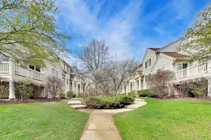 18 New Haven Dr, Cary, IL 60013 - Photo 2