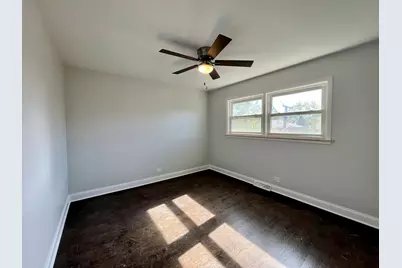 3335 W Pratt Avenue #2, Lincolnwood, IL 60712 - Photo 12