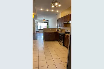 944 W 32nd Street, Chicago, IL 60608 - Photo 4