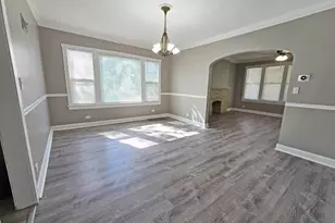 249 E Park Blvd, Villa Park, IL 60181 - Photo 10