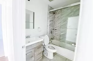 2959 N Hamlin Ave, Chicago, IL 60618 - Photo 8