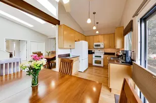 6501 Raintree Ct, Lisle, IL 60532 - Photo 14