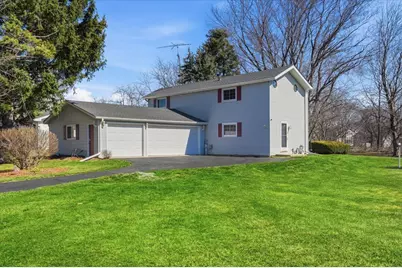 422 Pembroke Road SW, Poplar Grove, IL 61065 - Photo 30