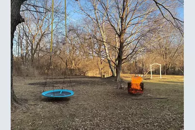 422 Pembroke Road SW, Poplar Grove, IL 61065 - Photo 28