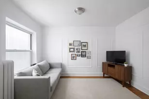 679 W Wrightwood Ave, Chicago, IL 60614 - Photo 4