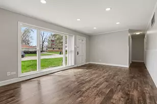 429 Natoma St, Park Forest, IL 60466 - Photo 6