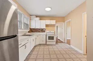 1809 Ogden Ave, Lisle, IL 60532 - Photo 8