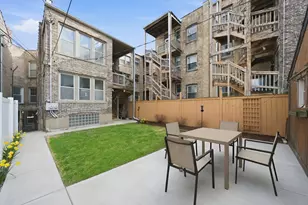 1539 W Addison St, Chicago, IL 60613 - Photo 36