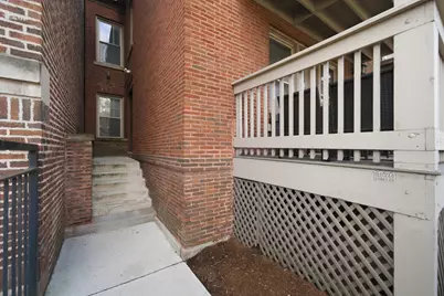 1539 W Addison Street, Chicago, IL 60613 - Photo 2