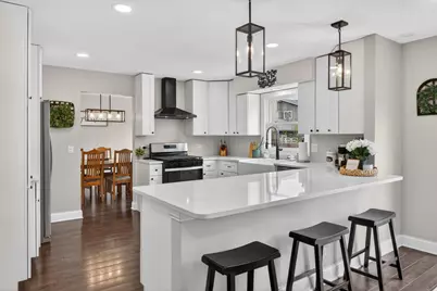 1285 N Lyle Avenue, Elgin, IL 60123 - Photo 4