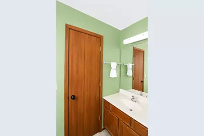 1865 Victor Lane, Hanover Park, IL 60133 - Photo 16