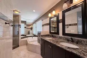 712 N Victoria Dr, Palatine, IL 60074 - Photo 12