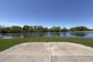 712 N Victoria Dr, Palatine, IL 60074 - Photo 24