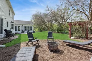 2209 Mecan Dr, Naperville, IL 60564 - Photo 26