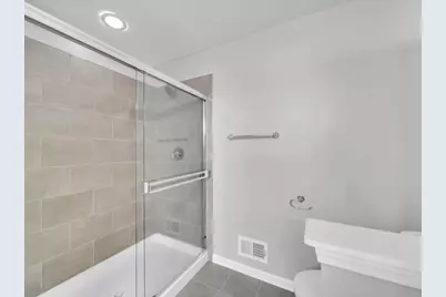 2534 Huntleigh Lane, Woodridge, IL 60517 - Photo 18