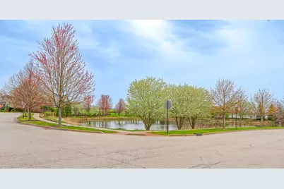 2804 Neubauer Circle, Lindenhurst, IL 60046 - Photo 24