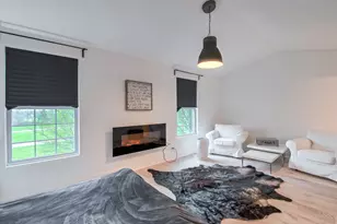 2804 Neubauer Circle, Lindenhurst, IL 60046 - Photo 12