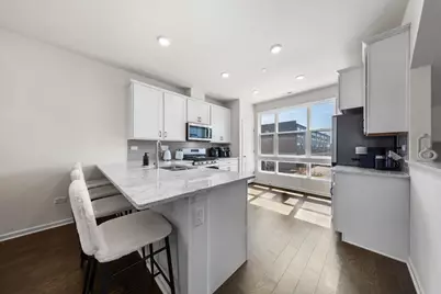 2217 Venture Drive #2217, Schaumburg, IL 60193 - Photo 10