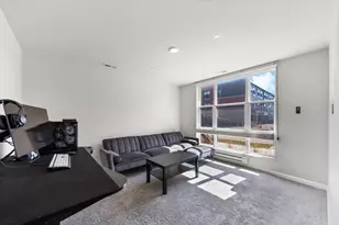 2217 Venture Dr, Schaumburg, IL 60193 - Photo 20