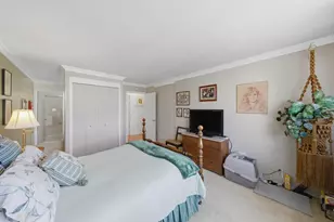 2000 St Regis Dr, Lombard, IL 60148 - Photo 12