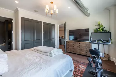 [Address not provided], Chicago, IL 60607 - Photo 18