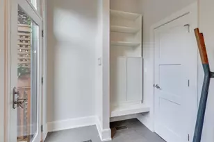 1856 W Huron St, Chicago, IL 60622 - Photo 16