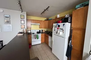 655 W Irving Park Rd, Chicago, IL 60613 - Photo 10