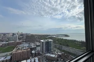 655 W Irving Park Rd, Chicago, IL 60613 - Photo 16