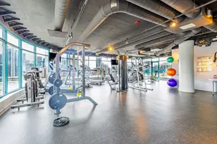 340 W Superior St, Chicago, IL 60654 - Photo 18