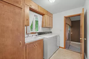 208 W Cemetery Rd, Roberts, IL 60962 - Photo 28