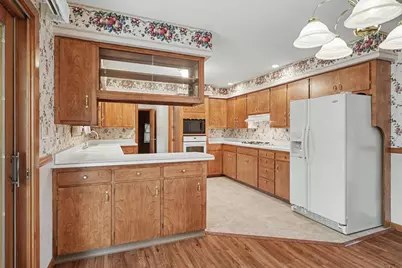 208 W Cemetery Road, Roberts, IL 60962 - Photo 12