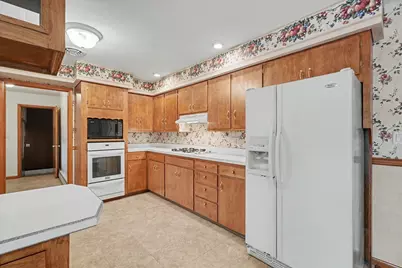 208 W Cemetery Road, Roberts, IL 60962 - Photo 14