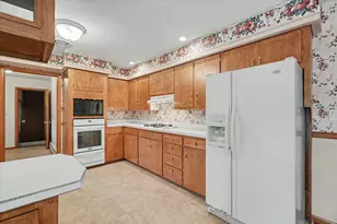 208 W Cemetery Rd, Roberts, IL 60962 - Photo 14