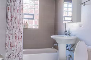 9030 Kenton Ave, Skokie, IL 60076 - Photo 28