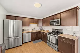 9030 Kenton Ave, Skokie, IL 60076 - Photo 10