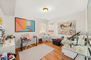 9030 Kenton Ave, Skokie, IL 60076 - Photo 8