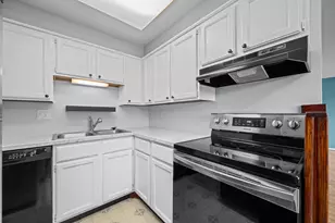 5231 26th Ave A Ct, Moline, IL 51265 - Photo 8