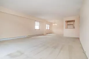 141 N La Grange Rd, La Grange, IL 60525 - Photo 8