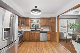 16729 Normandy Dr, Tinley Park, IL 60477 - Photo 8