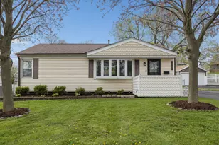 16729 Normandy Dr, Tinley Park, IL 60477 - Photo 2
