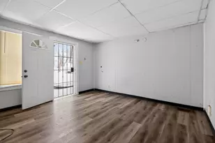 1622 E Cornell Ave, Springfield, IL 62703 - Photo 2