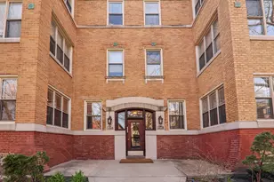 4445 N Magnolia Ave, Chicago, IL 60640 - Photo 2