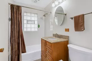 1406 E Elm St, Wheaton, IL 60189 - Photo 10