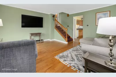 1406 E Elm Street, Wheaton, IL 60189 - Photo 4