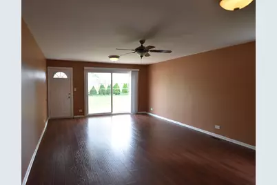 1702 N Waterman Avenue, Arlington Heights, IL 60004 - Photo 8